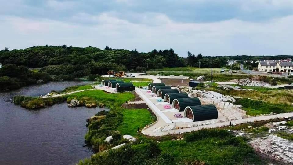 Wheelhousepods Glamping Otel Donegal Town Dış mekan fotoğraf